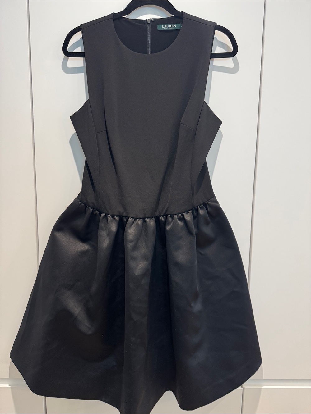 Lauren Ralph Lauren Black Sleeveless Fit-and-Flare Dress size 10